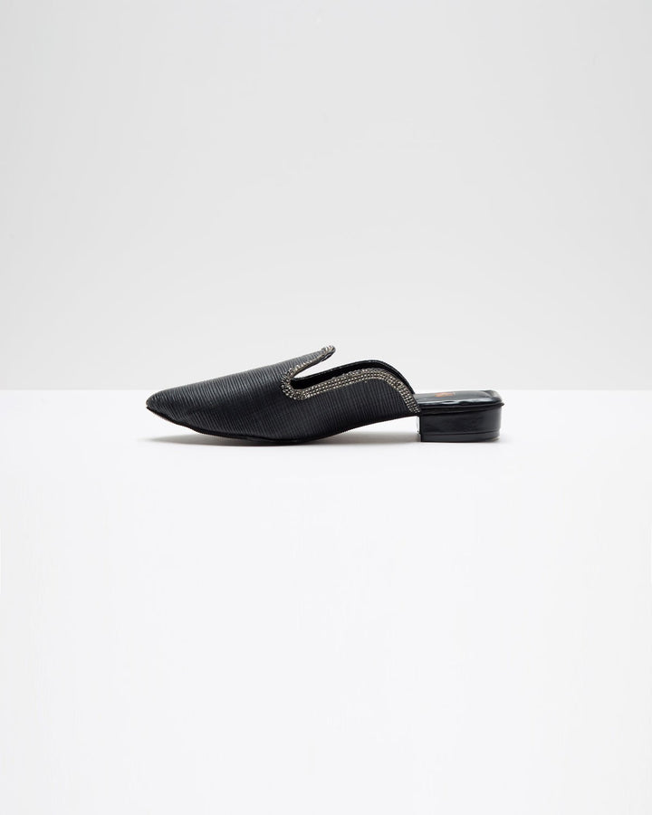 Fine Textured Black Mules - WindlustMules