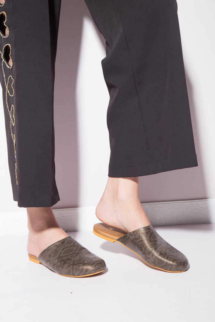 Textured Snake Print Flats - WindlustFlats